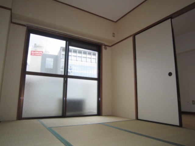 荒井ビル ベッドルーム