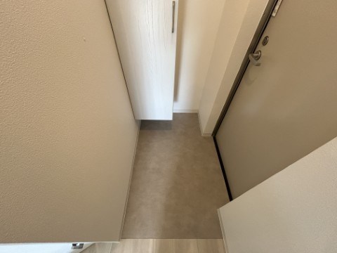 ジーメゾン伊勢原高森 玄関