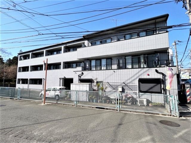 ビューバレー踊場 201号室 外観