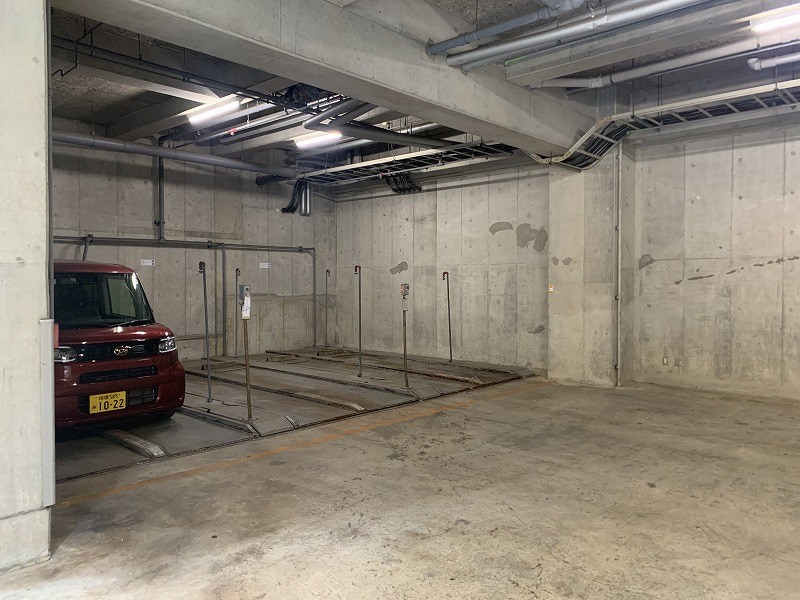 グランドール海老名 駐車場