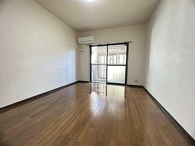 岩本ビル リビング