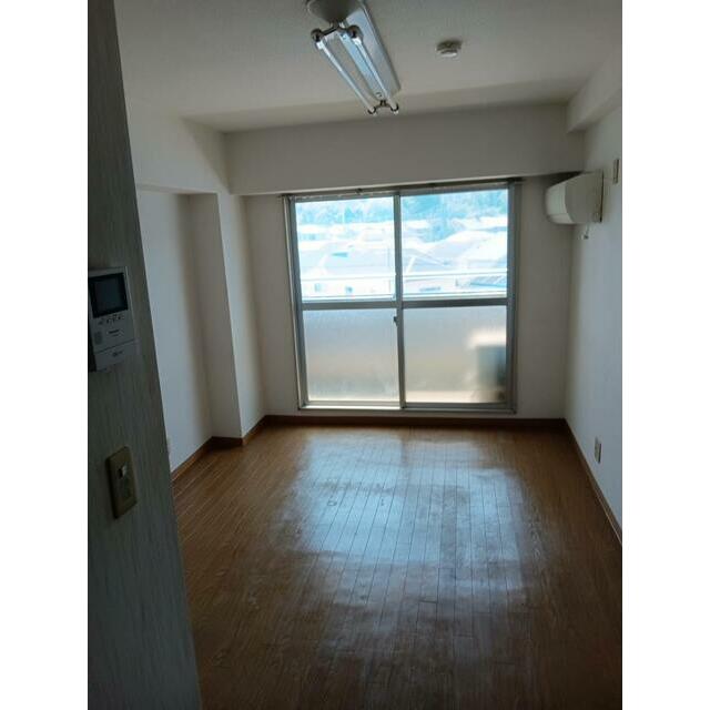 ドムール平塚第３ リビング