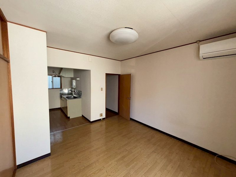 あぶらやアパート ベッドルーム