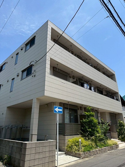 Ｓｑｕａｒｅ　Ｏｎｅ 203号室 外観