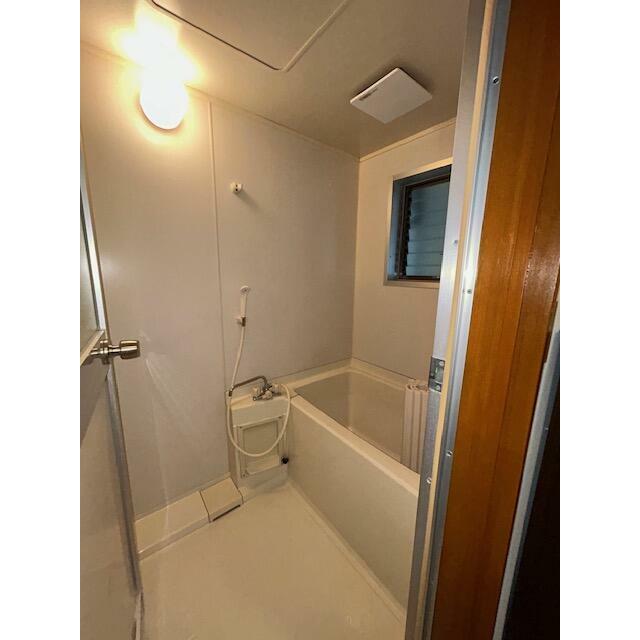 小田原市中新田イチヨシハイツ 風呂画像