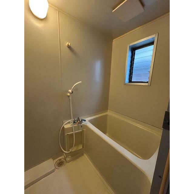 小田原市中新田イチヨシハイツ 風呂画像