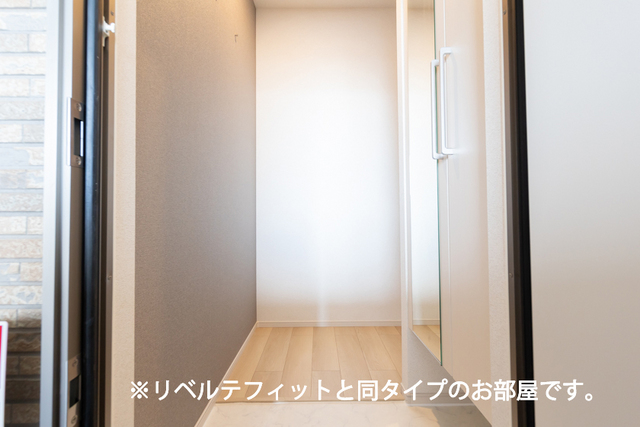 セレノ・イリーデ 玄関