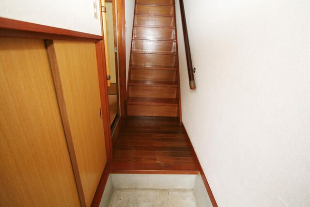 シャトー津田Ⅱ 玄関