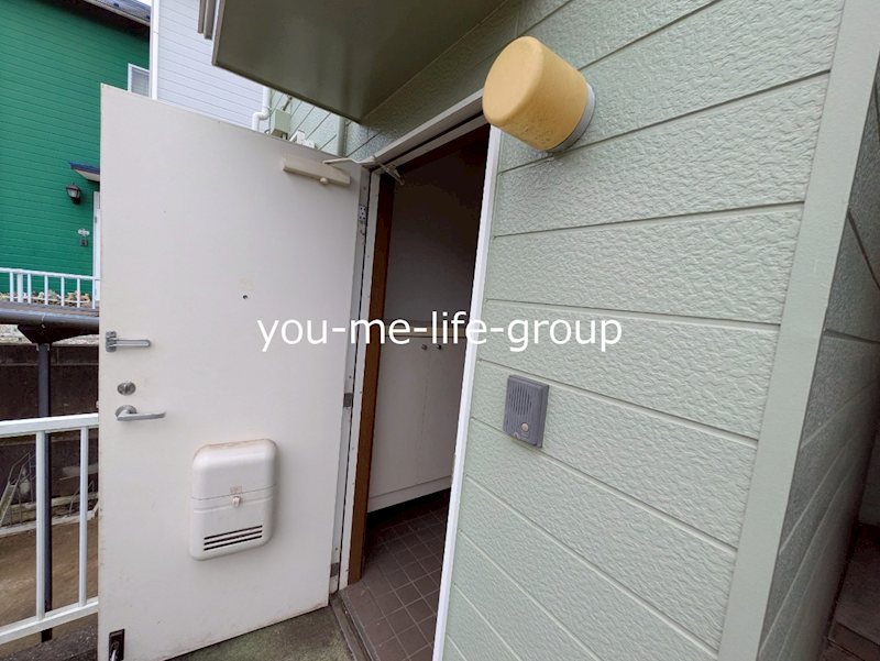 パインビレッジ 玄関