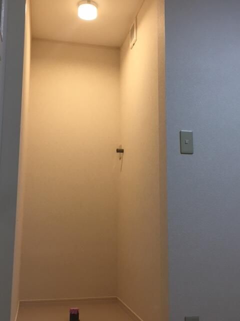 清水マンション 玄関