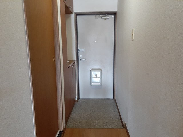 アンソレイエ　アオキ 玄関