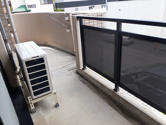 アンソレイエ　アオキ ベランダ