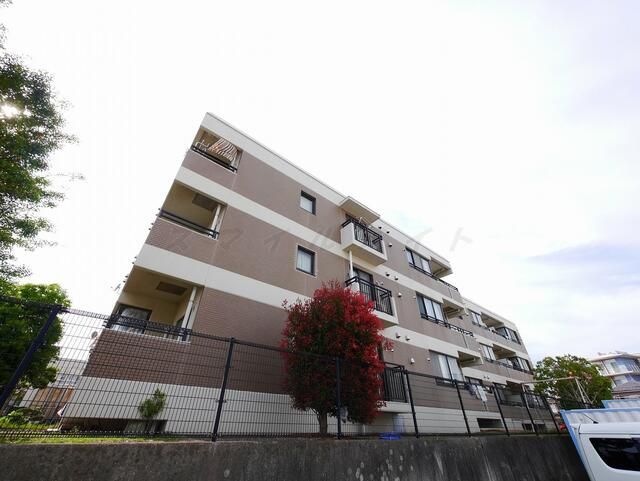 グランドール影取 205号室 外観