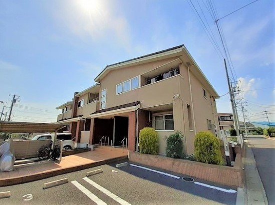 グラント 101号室 外観