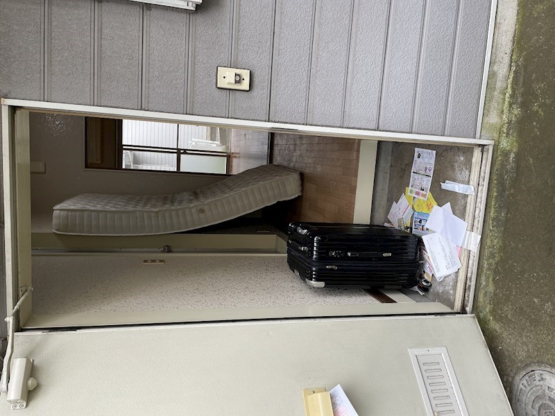 マークハウス 玄関