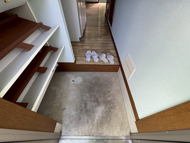 上大槻ハイツ 玄関