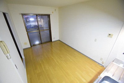 エクレール リビング