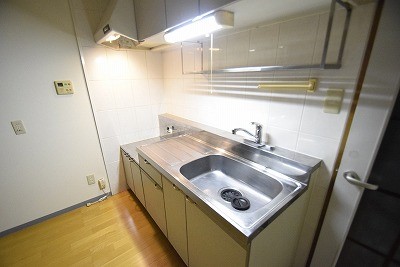 エクレール キッチン