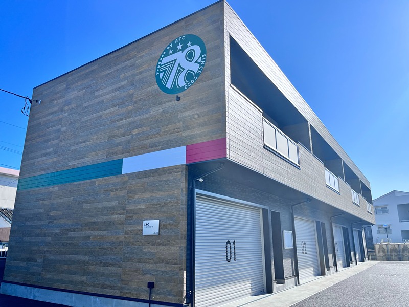 IXO IL GARAGE 78 2号室 外観