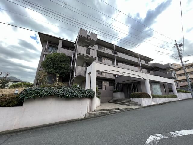 リーヴェルグランデ横浜戸塚 203号室 外観