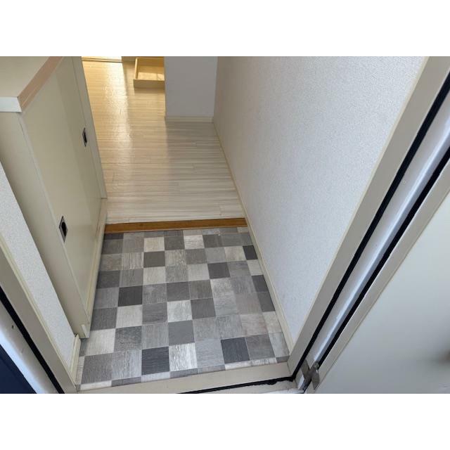 ストンリバー・マンション 玄関