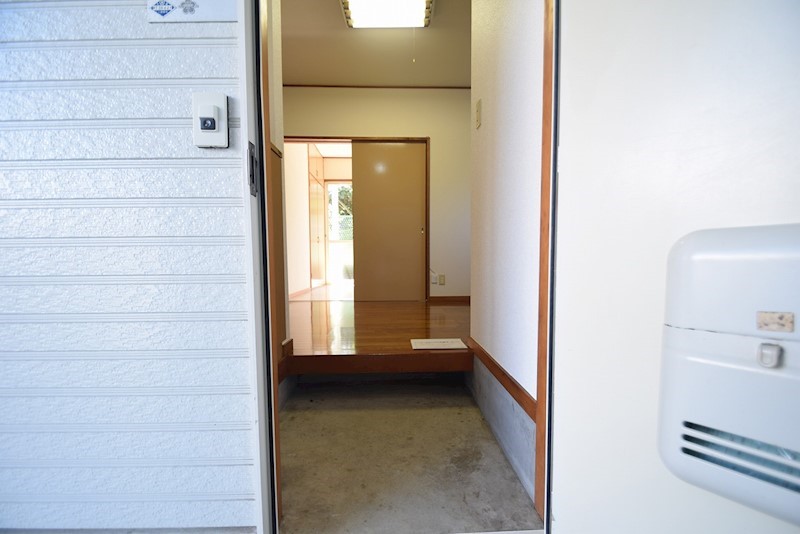 ハイツ守屋 玄関