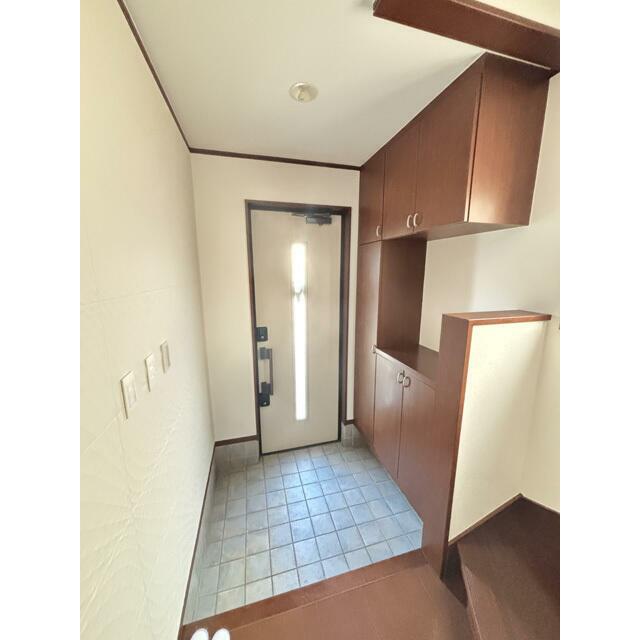 藤沢市鵠沼海岸２丁目住宅（０００５１７７） 玄関