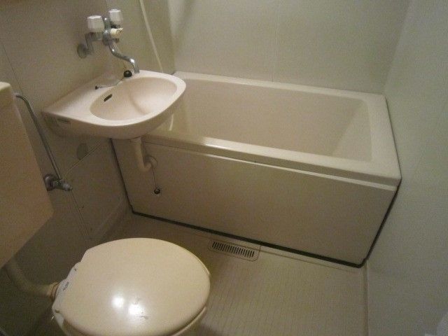 プラーズ愛甲C棟 風呂画像