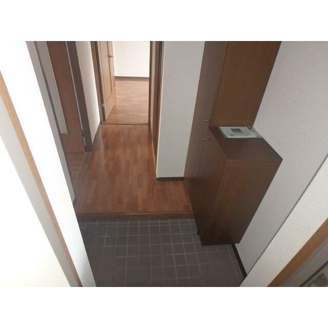 グランシャリオⅡ 玄関