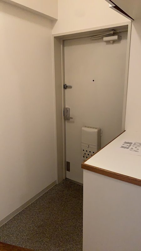 翠峯壱番館 玄関