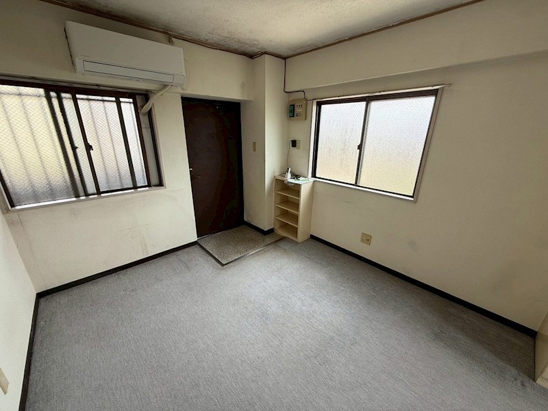 スペースポエム 玄関