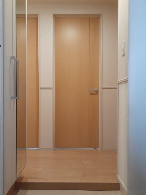 ラヴィエール 玄関