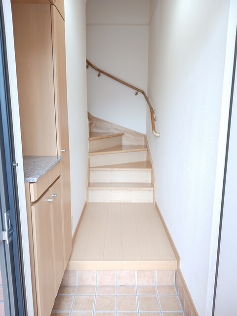 シュティルＵ 玄関