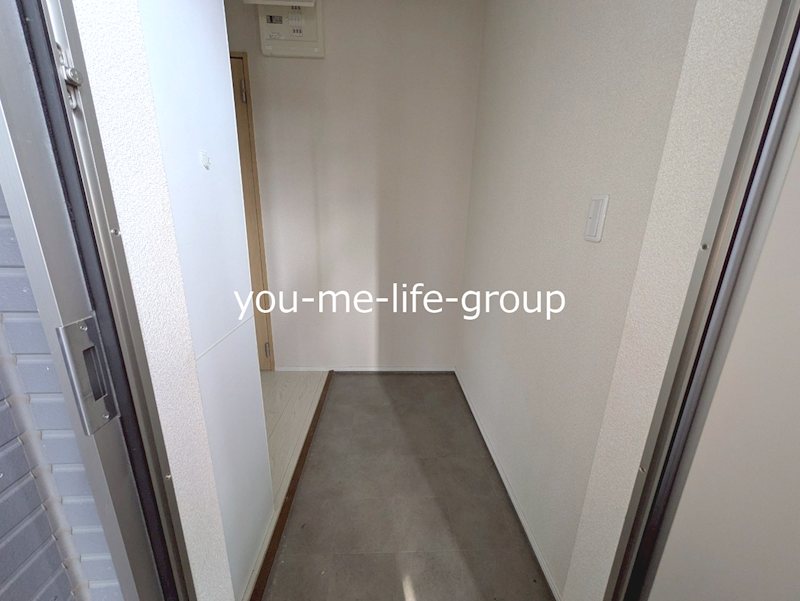 カインドネス秦野 玄関