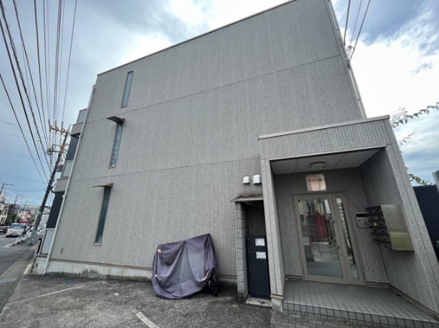 グランドール本郷台 205号室 外観