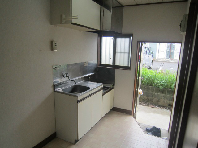 FC秦野鶴巻コーポ 玄関