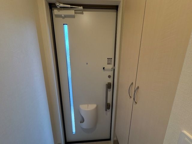 クレサンテーム 玄関