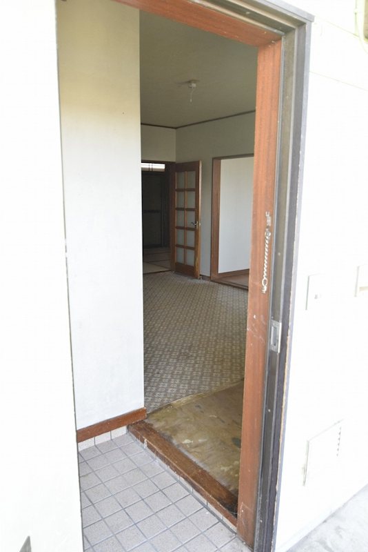 サン・レジデンス 玄関