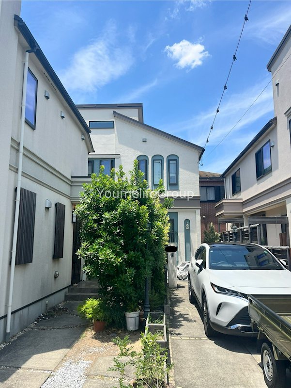 ジョイコート鵠沼松が岡貸家 玄関