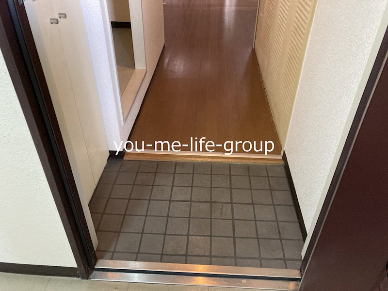産興鶴巻ビル 玄関