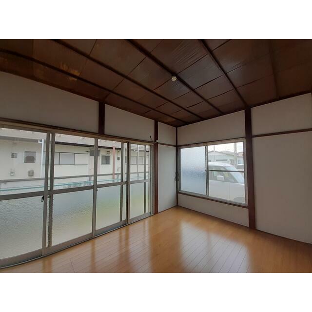 茅沼貸家 リビング