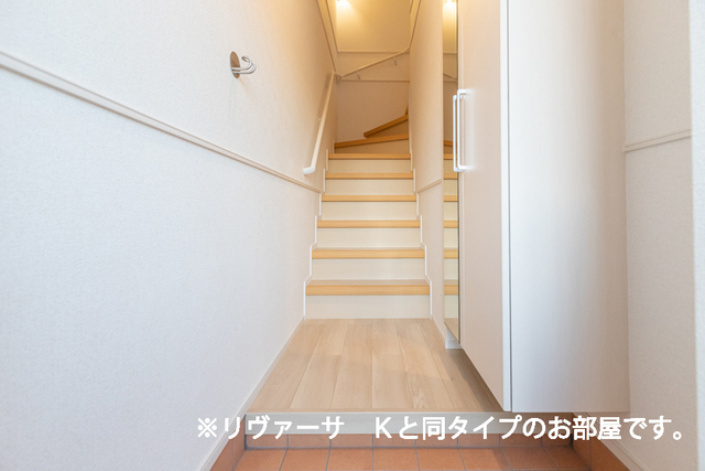 富士見レジデンス４ 玄関