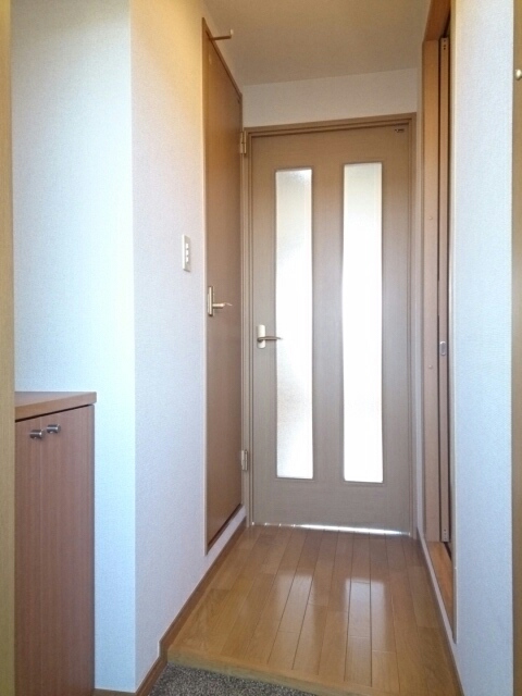 グロリアス 玄関