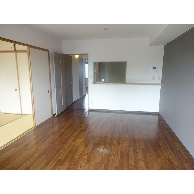アークロイヤル湘南台 リビング