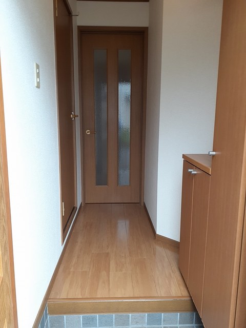 ルミエール中村Ｅ 玄関