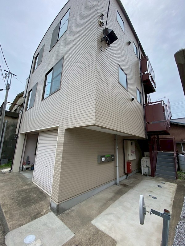 チェリーハイツ 201号室 外観