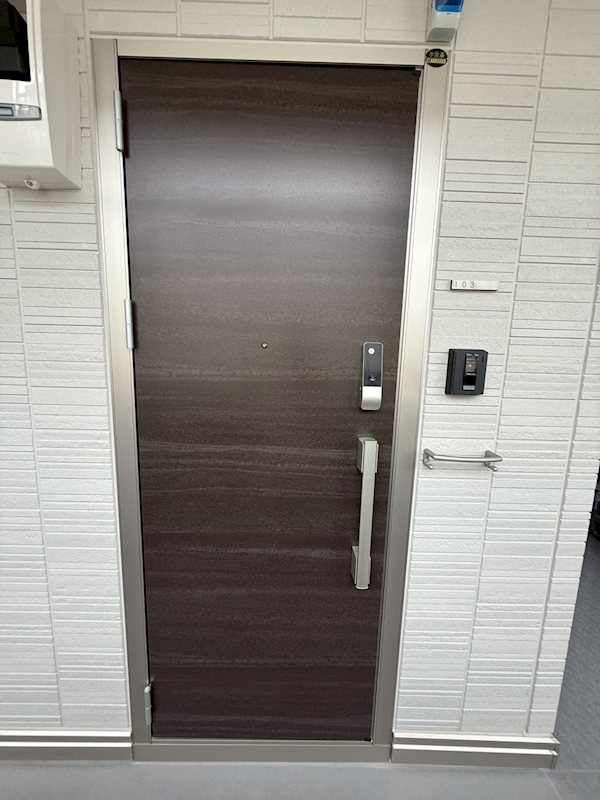 アンスリウム湘南台 玄関