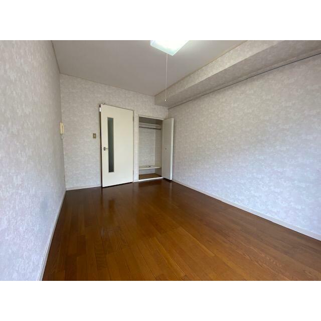 フジビューハイツ山下 ベッドルーム