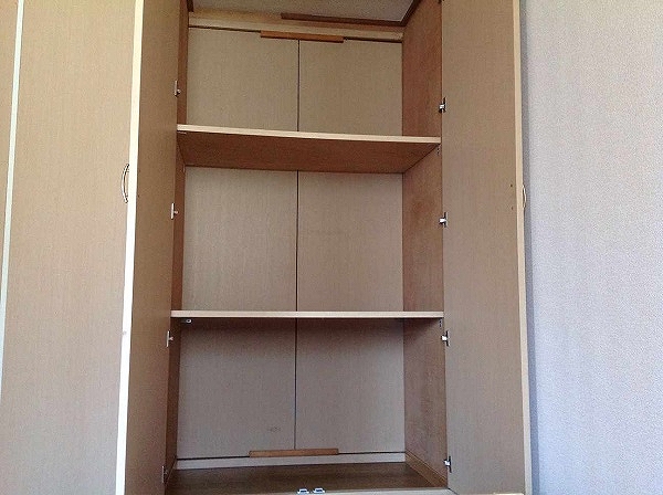 レオパレスＫＡＷＡＧＵＣＨＩ１ その他5