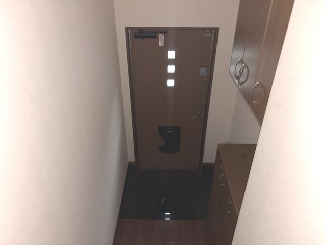 パラディ 玄関
